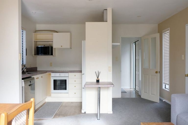 Photo of property in 3/62 Matipo Street, Riccarton, Christchurch, 8041