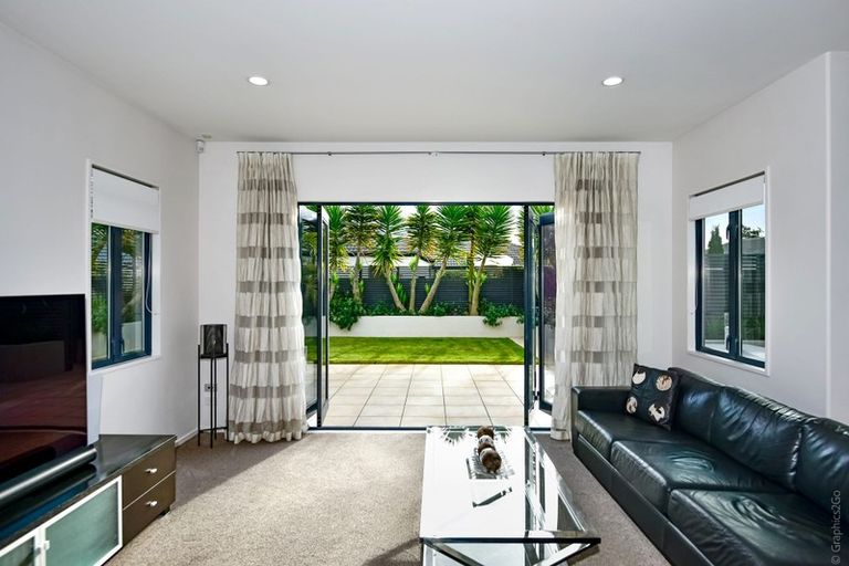 Photo of property in 66 Milns Road, Halswell, Christchurch, 8025