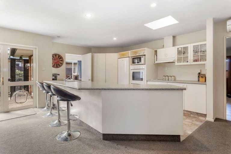 Photo of property in 17 Pearce Place, Kaiapoi, 7630