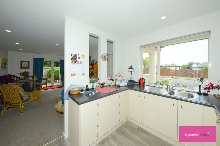 Photo of property in 70 Vivian Street, Burwood, Christchurch, 8083