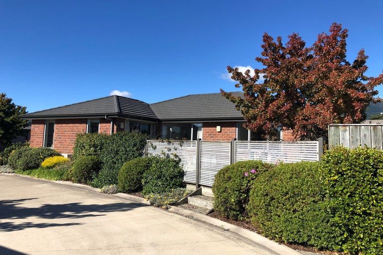 Photo of property in 1 Acorn Way, Stoke, Nelson, 7011