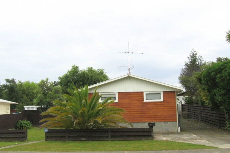 Photo of property in 71 Norana Road, Timberlea, Upper Hutt, 5018