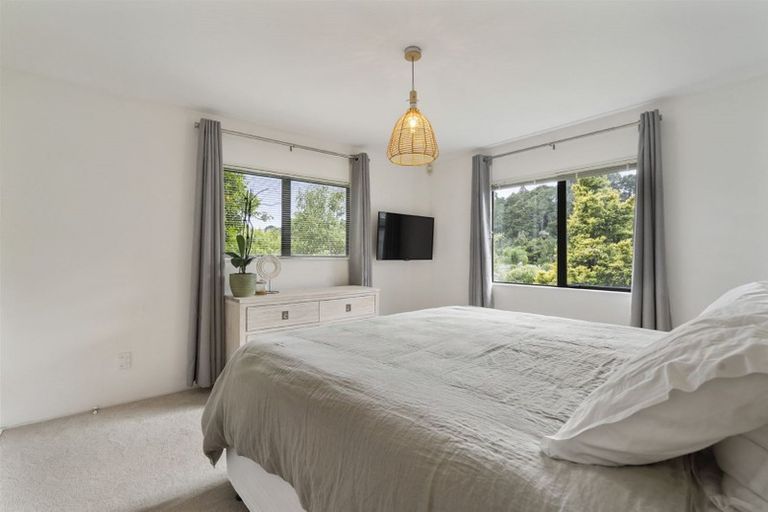 Photo of property in 3 Berne Place, Birkenhead, Auckland, 0626