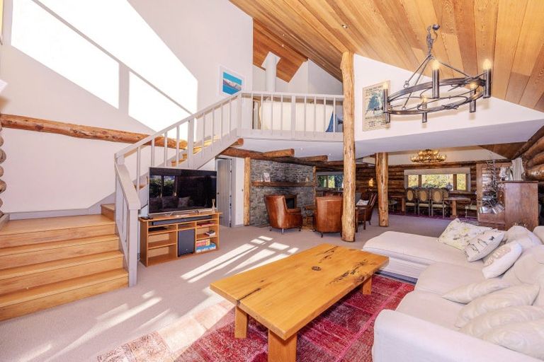 Photo of property in 21 Mount Iron Drive, Wanaka, 9305