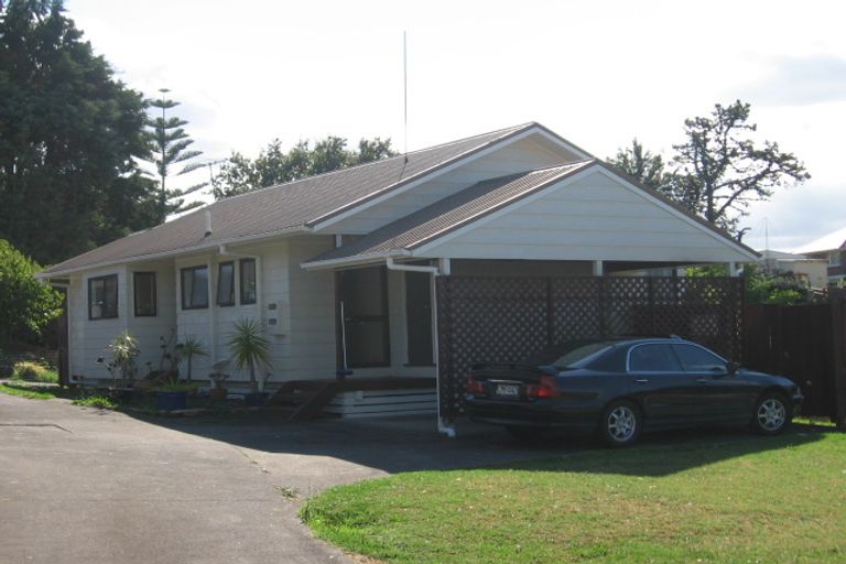 Photo of property in 32 Copley Street, New Lynn, Auckland, 0600