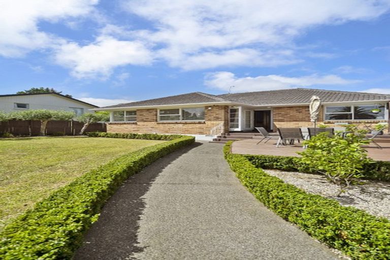 Photo of property in 18 Union Road, Howick, Auckland, 2014