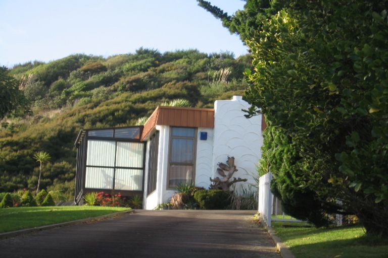 Photo of property in 27 Mercury Way, Whitby, Porirua, 5024