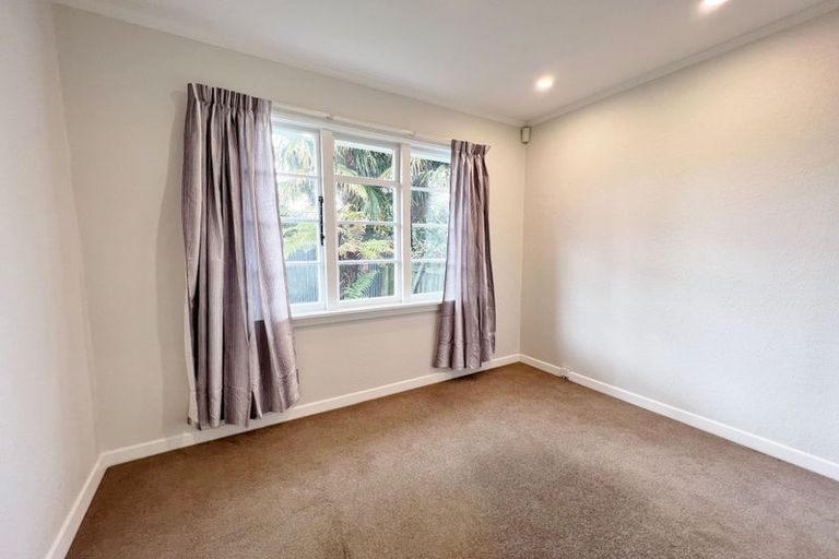 Photo of property in 53 Kirkwood Avenue, Upper Riccarton, Christchurch, 8041