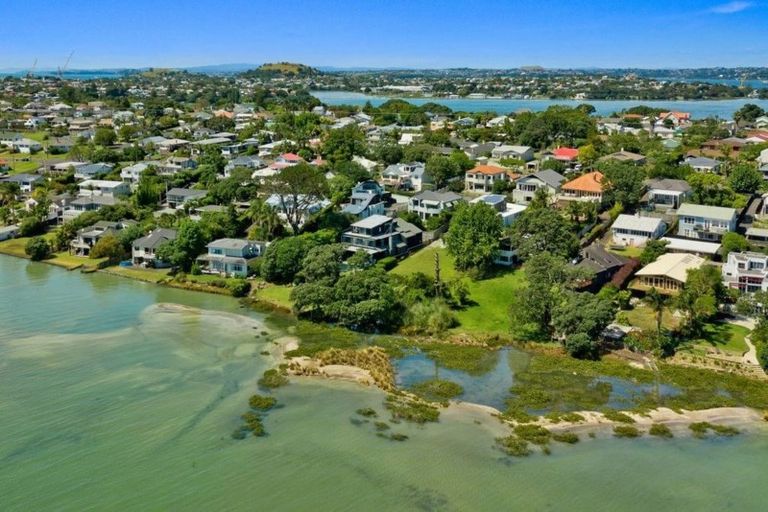 Photo of property in 59b Beresford Street, Bayswater, Auckland, 0622