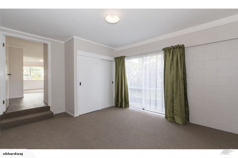 Photo of property in 5 Petrel Place, Massey, Auckland, 0614