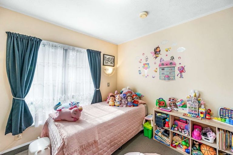 Photo of property in 30 Gavin Black Street, Meeanee, Napier, 4112