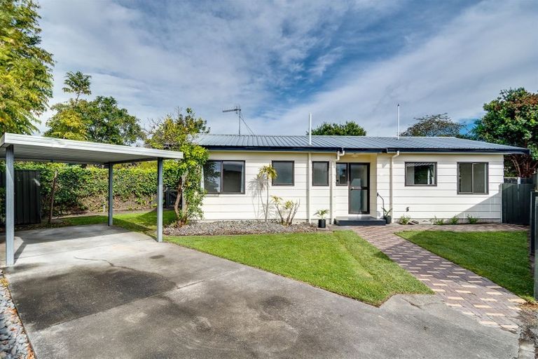 Photo of property in 11d Hinton Road, Taradale, Napier, 4112