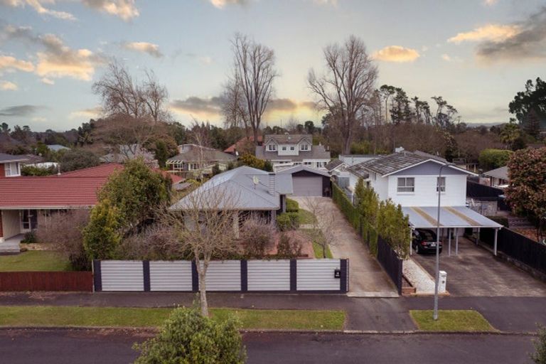 Photo of property in 15 Samuel Place, Queenwood, Hamilton, 3210