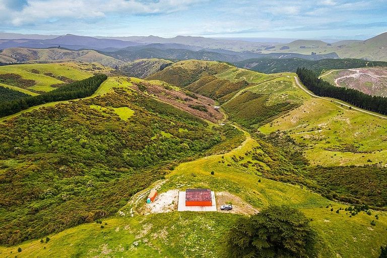 Photo of property in 550 Mount Watkin Road, Flag Swamp, Waikouaiti, 9472