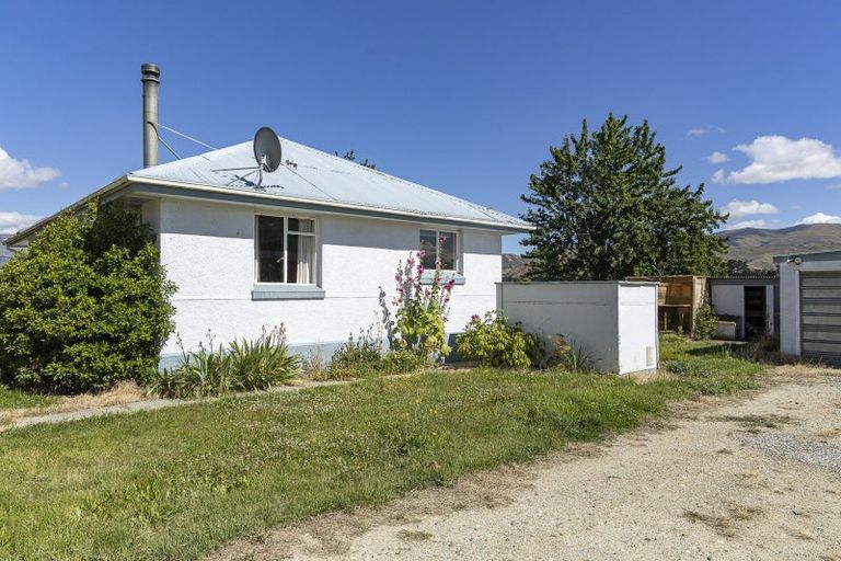 Photo of property in 1198 Ardgour Road, Tarras, Cromwell, 9383