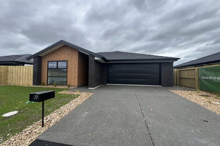 Photo of property in 25 Bill Hammond Drive, Belfast, 8051