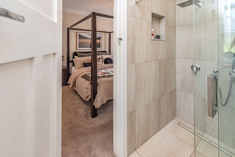 Photo of property in 19 Kent Road, Saint Johns Hill, Whanganui, 4501