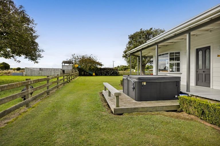 Photo of property in 14 Weld Street, Normanby, Hawera, 4614