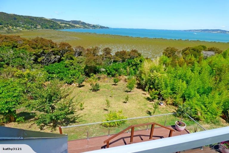 Photo of property in 19 Harbour View Road, Onerahi, Whangarei, 0110
