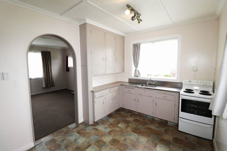 Photo of property in 12 Terrace Street, Aramoho, Whanganui, 4500