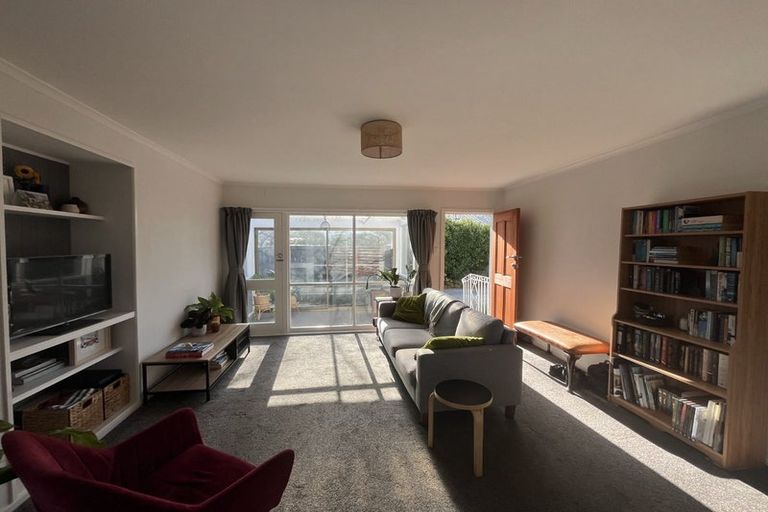 Photo of property in 1/5a Holliss Avenue, Cashmere, Christchurch, 8022