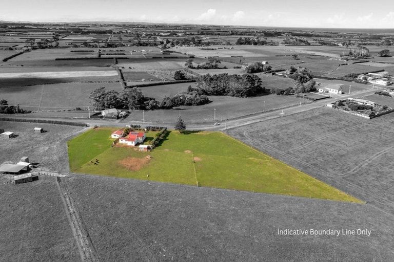 Photo of property in 39 Auroa Road, Otakeho, Hawera, 4678