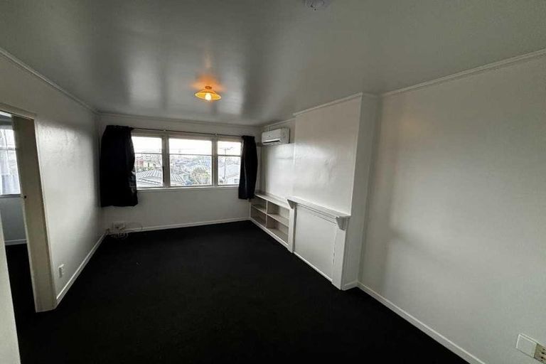 Photo of property in 4/23 Bulteel Street, New Plymouth, 4310