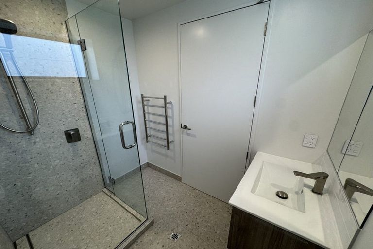Photo of property in 8/200 Main Road North, Redwood, 8051