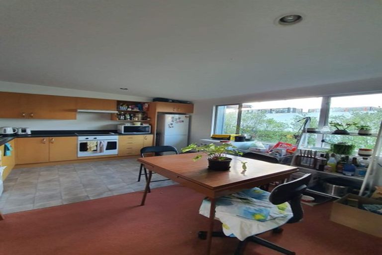 Photo of property in 7/3 Kelvin Grove, Te Aro, Wellington, 6011