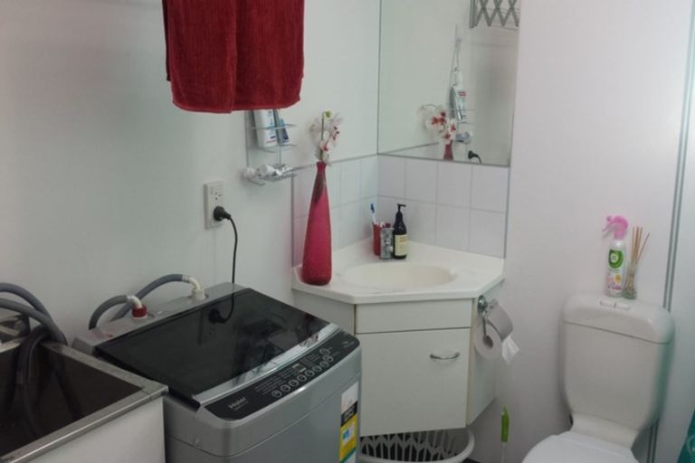 Photo of property in 75b Mandeville Street, Riccarton, Christchurch, 8011