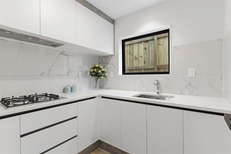 Photo of property in 48 Elevation Street, Flat Bush, Auckland, 2019