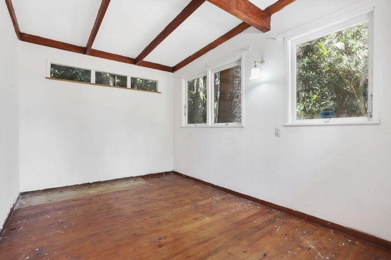 Photo of property in 45 Park Road, Titirangi, Auckland, 0604