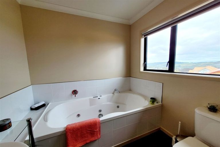 Photo of property in 3 Comber Place, Johnsonville, Wellington, 6037