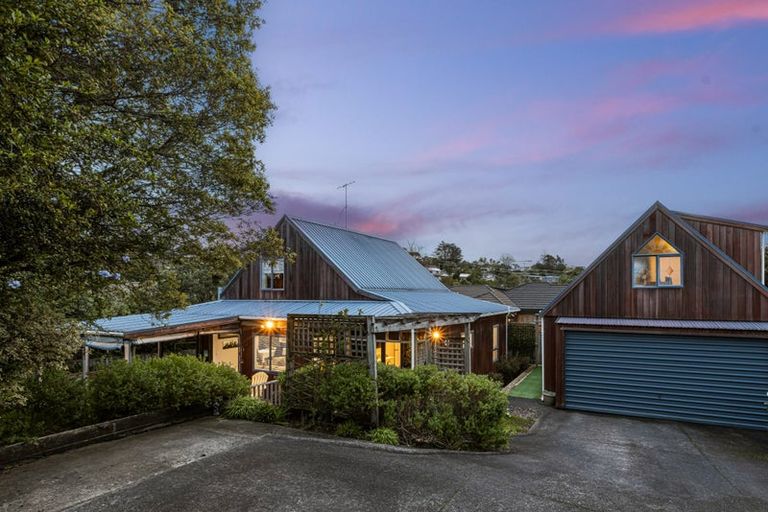 Photo of property in 28 Donald Street, Stanmore Bay, Whangaparaoa, 0932