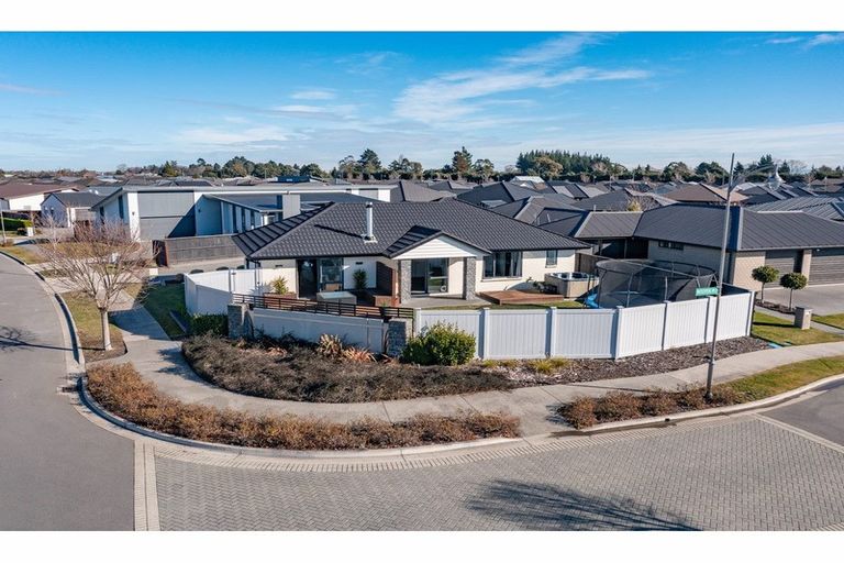 Photo of property in 15 Foxton Drive, Kaiapoi, 7630