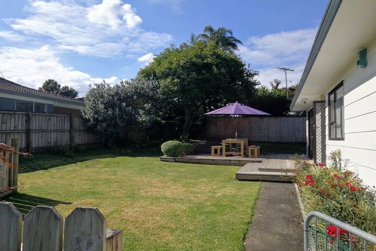 Photo of property in 2/35 Ingram Street, Papakura, 2110