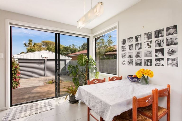 Photo of property in 3 Donnington Street, Parklands, Christchurch, 8083