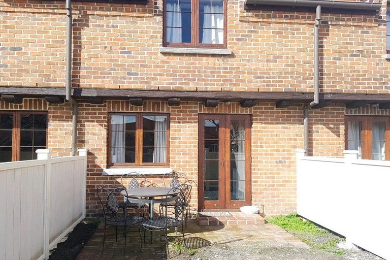 Photo of property in Village Green, 6/16 Quiet Woman Way, Monaco, Nelson, 7011