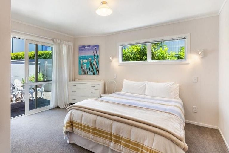 Photo of property in 112 Lake Terrace, Taupo, 3330