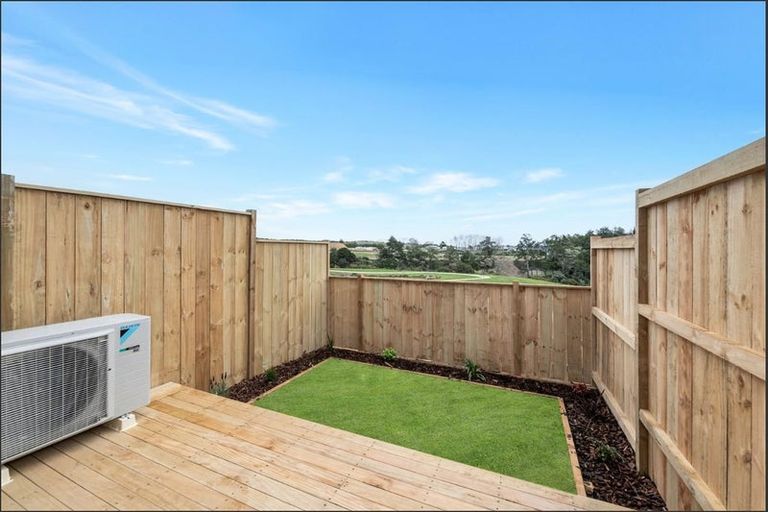 Photo of property in 41 Kiato Lane, Flat Bush, Auckland, 2019