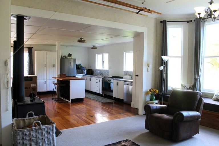 Photo of property in 11 Waihi Falls Road, Waione, Dannevirke, 4971