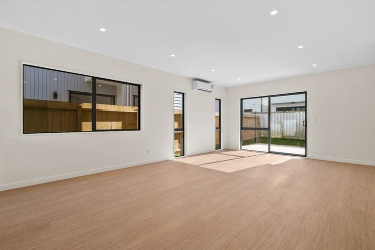 Photo of property in 18b Domain Road, Weymouth, Auckland, 2103