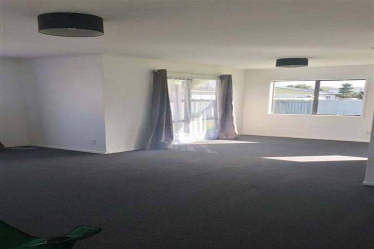 Photo of property in 26 Station Road, Takanini, 2112