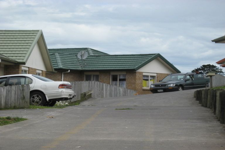 Photo of property in 71 Manston Road, Mangere, Auckland, 2022