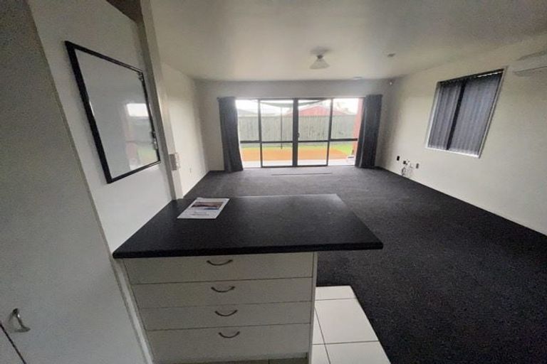 Photo of property in 9 Reserve Close, Woolston, Christchurch, 8062