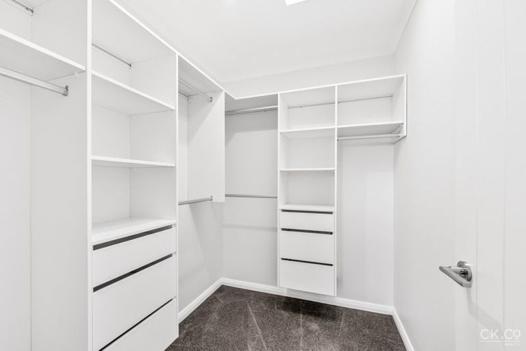 Photo of property in 18 Colorado Road, Totara Park, Upper Hutt, 5018