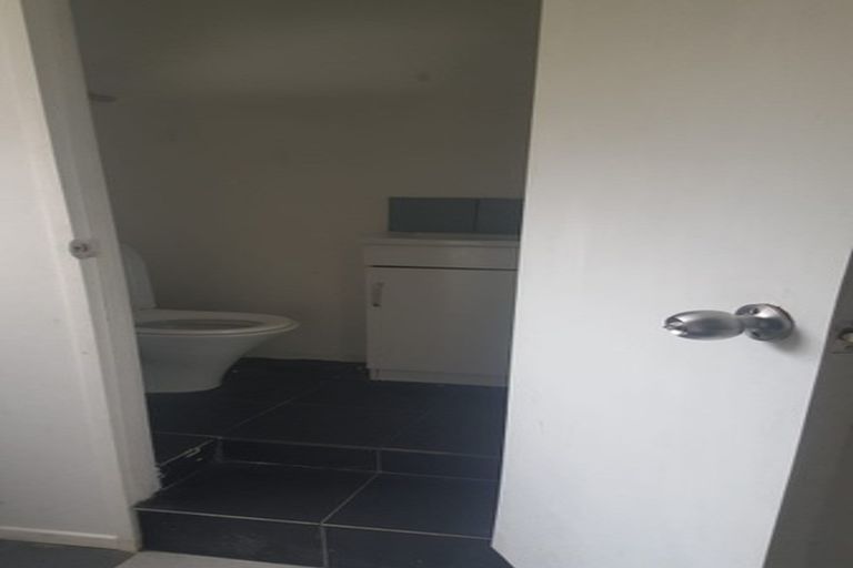 Photo of property in 3/41 Mason Street, New Lynn, Auckland, 0600