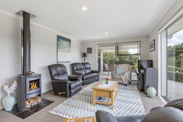 Photo of property in 81 Falls Road, Warkworth, 0910