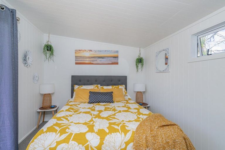 Photo of property in 10 Impala Place, Whitianga, 3510