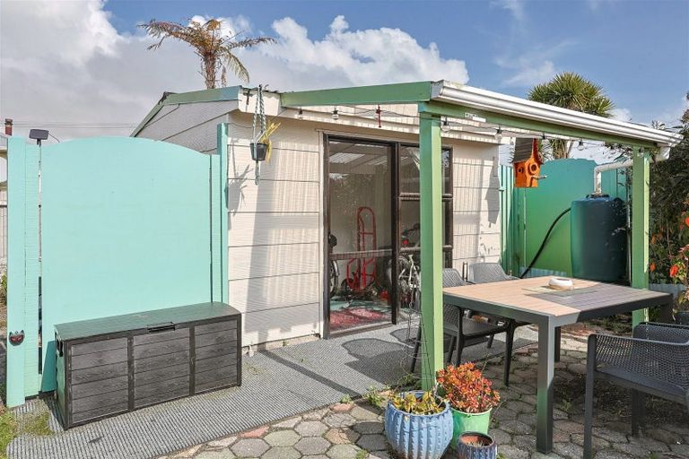 Photo of property in 2 Mclaughlins Lane, Westport, 7825